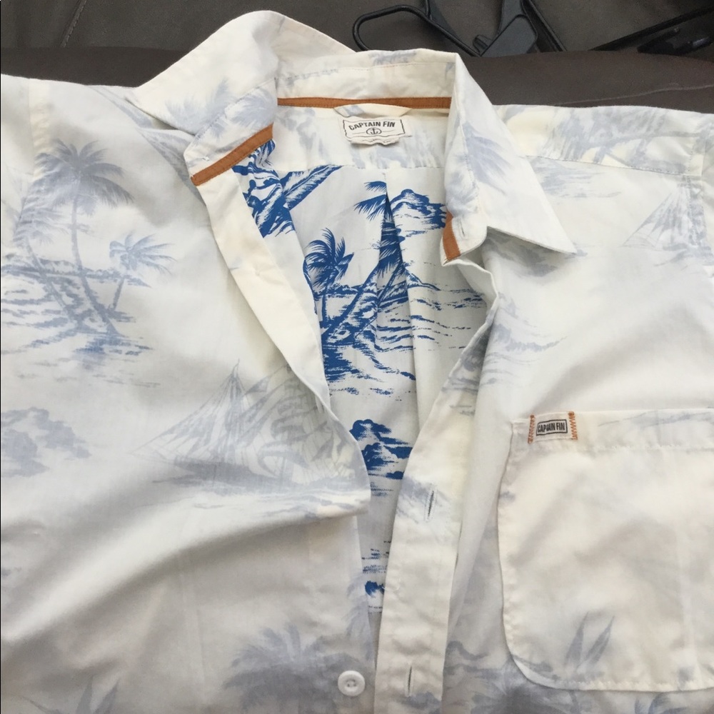 Captain fin shirt